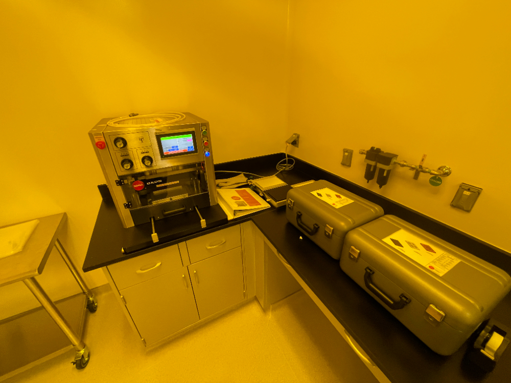 Image of Sepha EZ Blister Packaging Machine with Tooling Plates and Cases